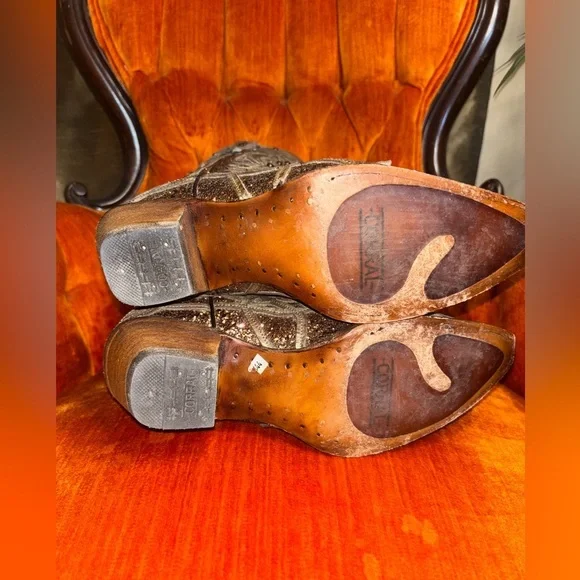 CORRAL WOMEN'S GOLDEN LUMINARY ROOTS WESTERN BOOTS - SNIP TOE 7.5 - Picture 3 of 8